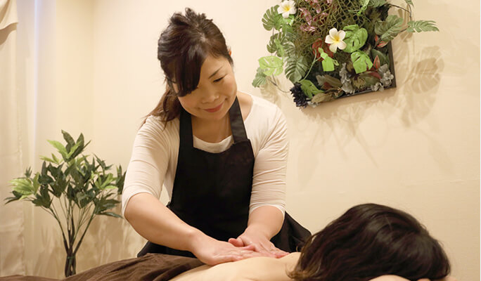 アロママッサージ